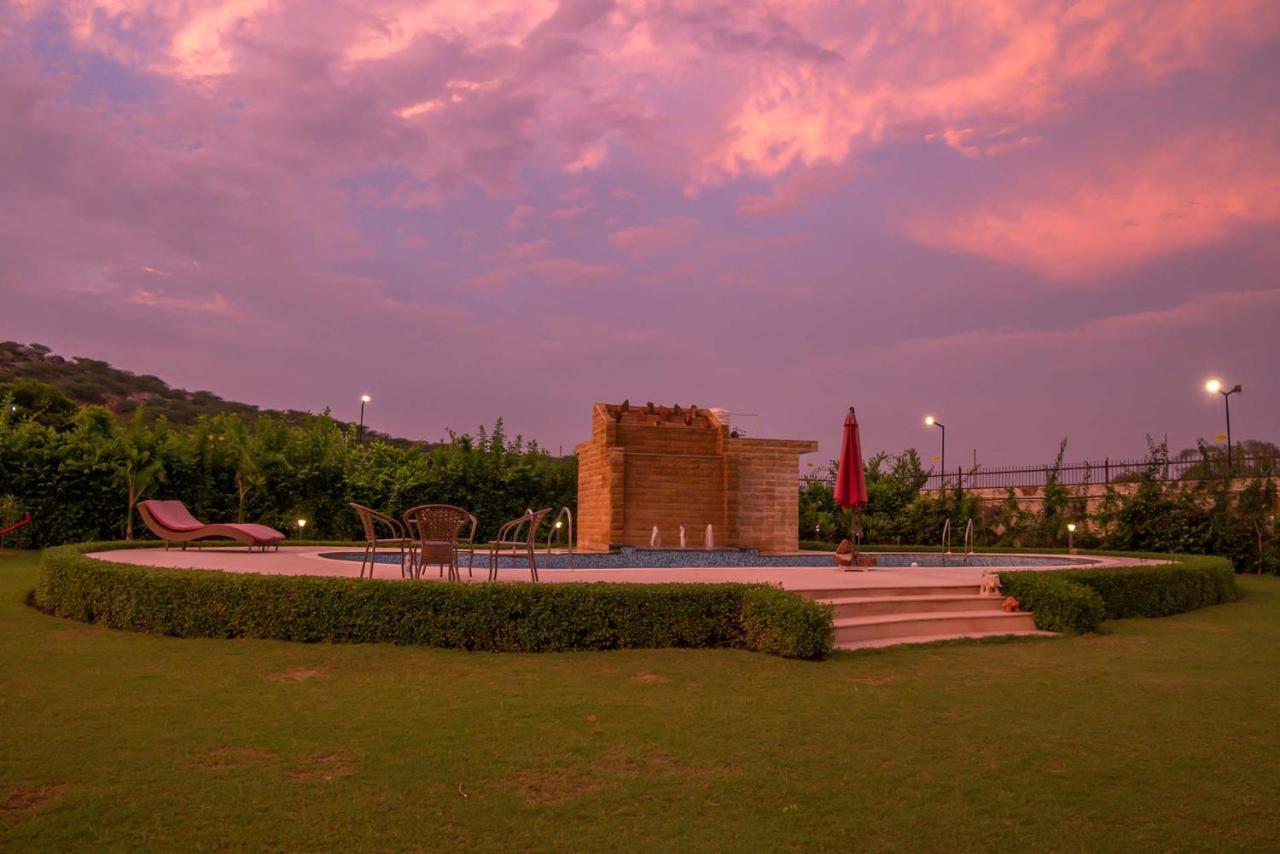 Stayvista At Hillside Paradise Dhauj Exterior foto